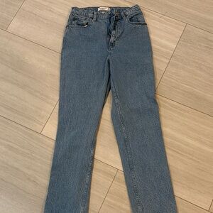 A&F 90’s Straight Jean